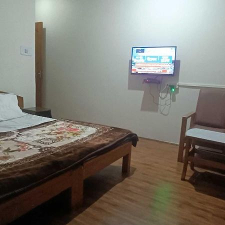 Hotel O Kohsheen Guest House Srīnagar Esterno foto